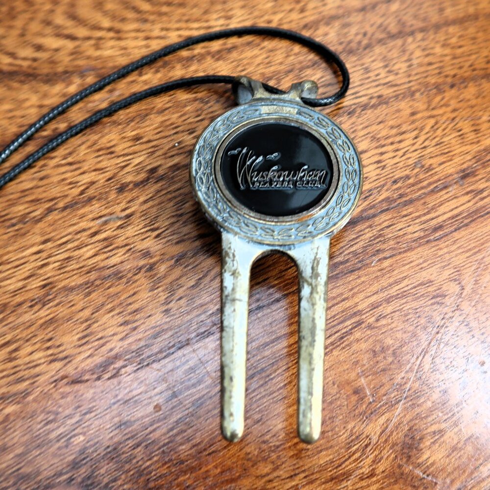 Golf Divot Tool Wuskowhan Players Club Vintage Collectors Gift for Swing Legend